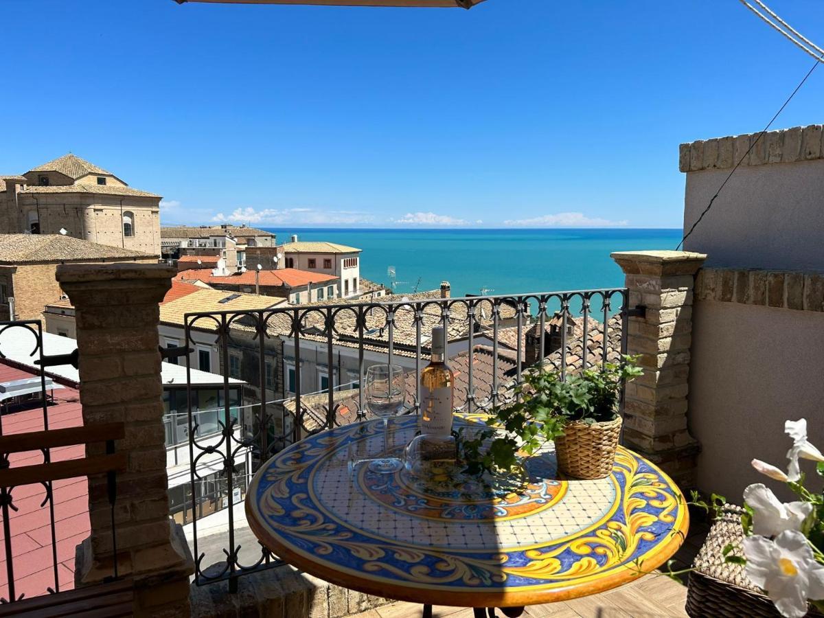 La Fabbrica Di San Pietro Vasto Bed & Breakfast Luaran gambar