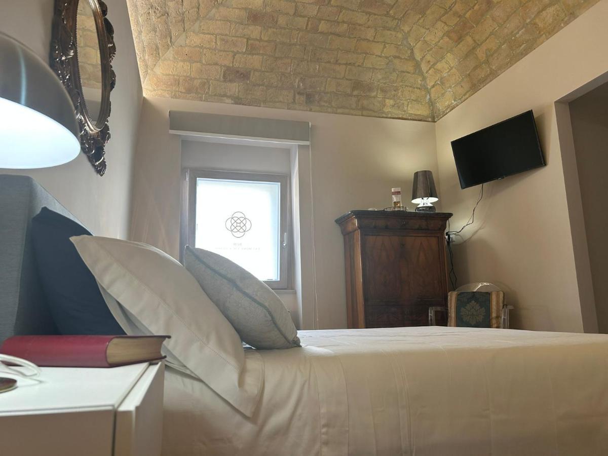 La Fabbrica Di San Pietro Vasto Bed & Breakfast Luaran gambar