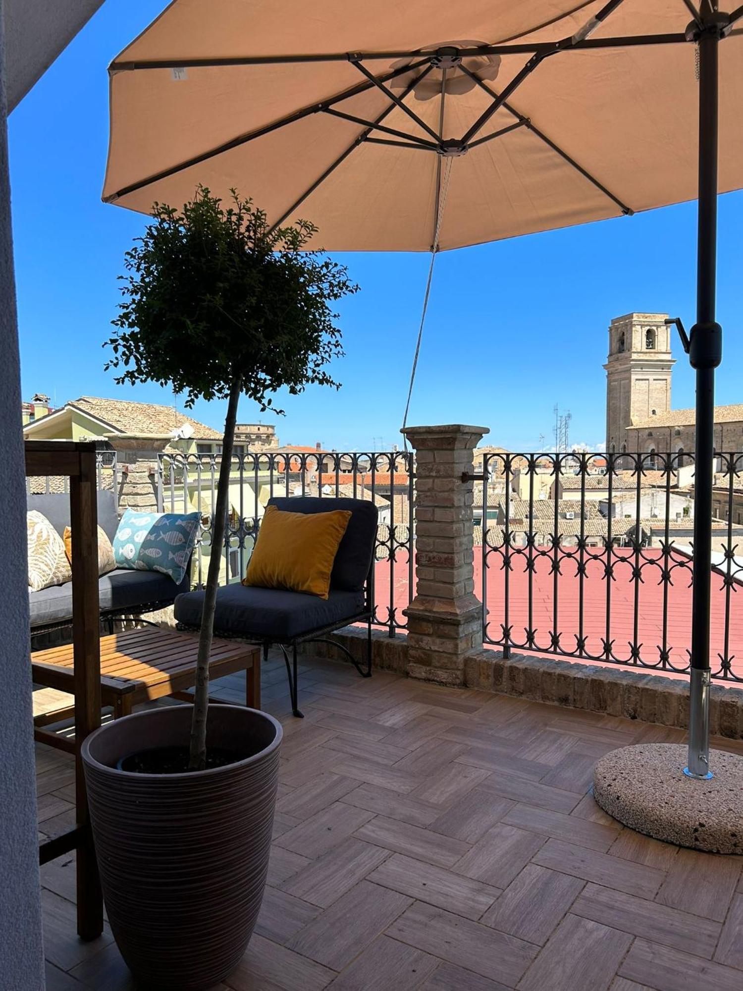 La Fabbrica Di San Pietro Vasto Bed & Breakfast Luaran gambar